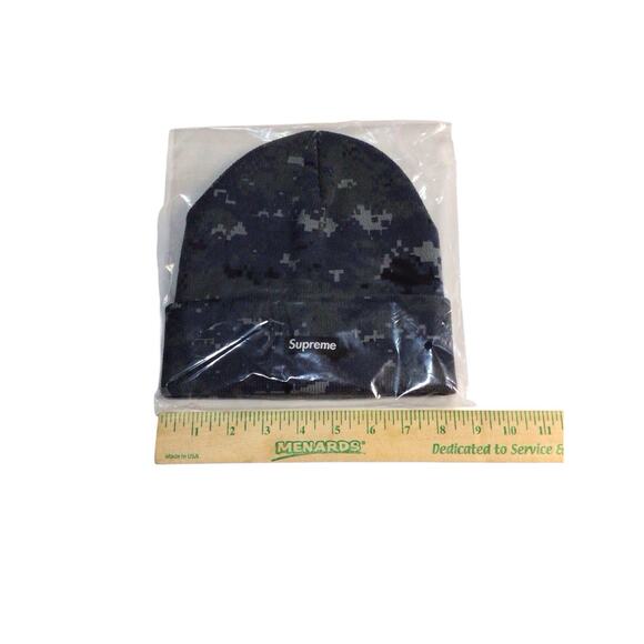 Supreme Digi Camo Beanie Navy F/W 17 New - Picture 5 of 5